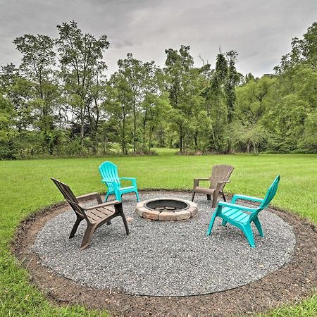 Hendersonville Home With Fire Pit 5 Mi To Downtown! المظهر الخارجي الصورة