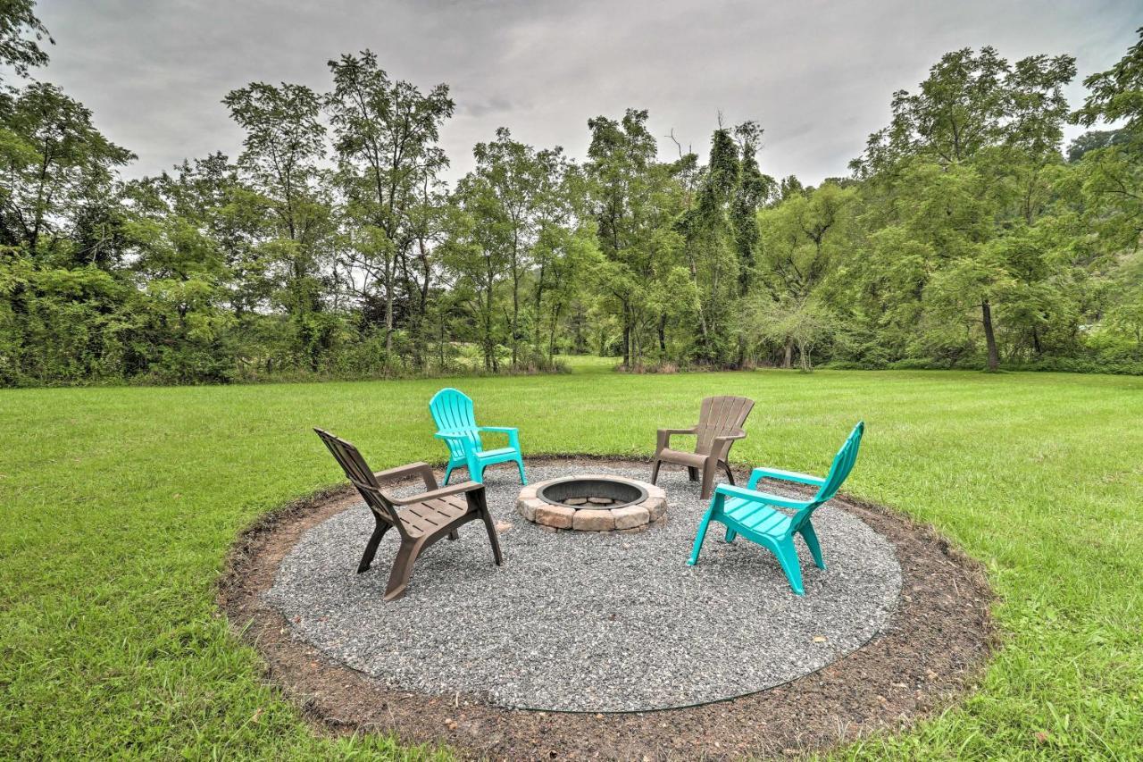 Hendersonville Home With Fire Pit 5 Mi To Downtown! المظهر الخارجي الصورة