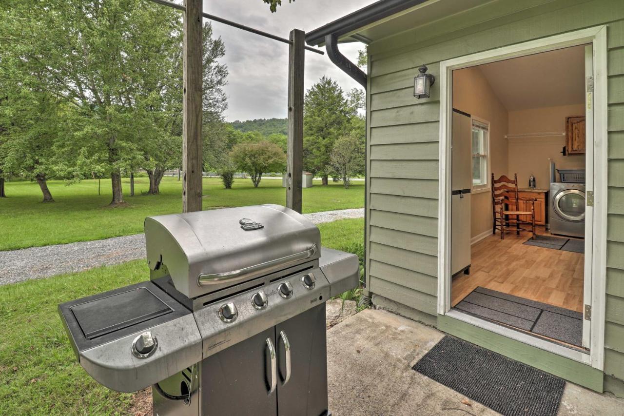 Hendersonville Home With Fire Pit 5 Mi To Downtown! المظهر الخارجي الصورة