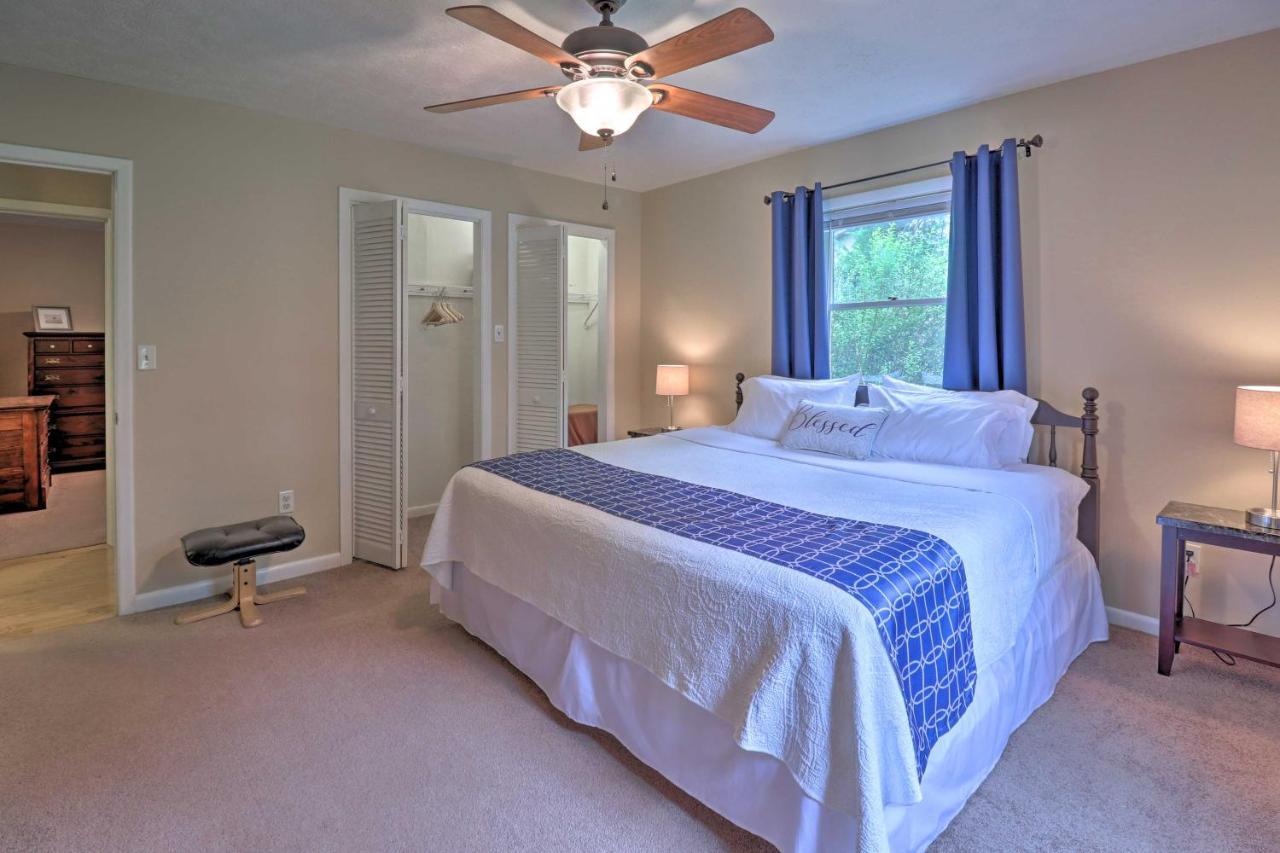 Hendersonville Home With Fire Pit 5 Mi To Downtown! المظهر الخارجي الصورة