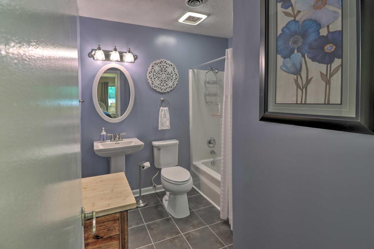 Hendersonville Home With Fire Pit 5 Mi To Downtown! المظهر الخارجي الصورة